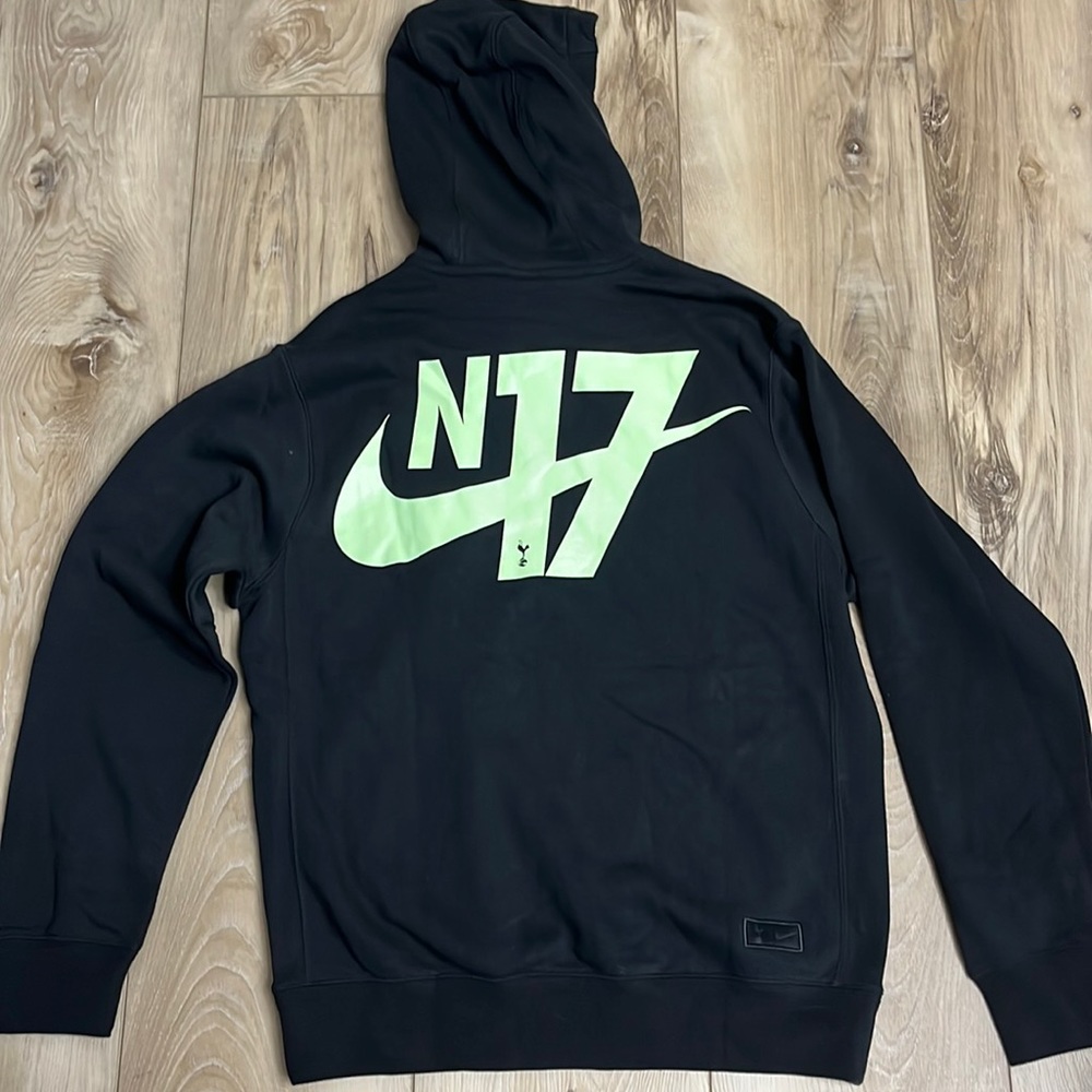 Nike Tottenham Hotspur center swoosh & logo on Back hoodie Black Size Small NEW